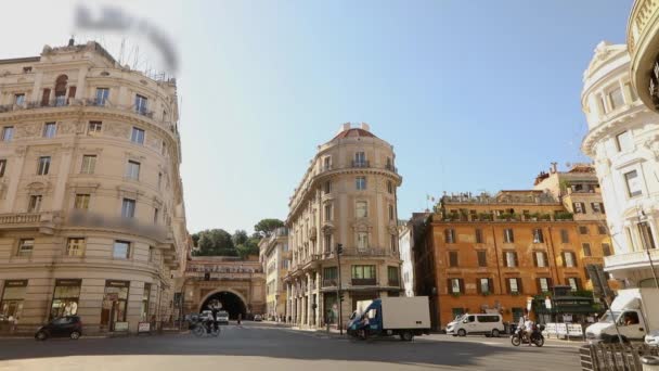 Túnel Umberto em Roma. Bela rua em Roma. Entrada para o túnel de Umberto — Vídeo de Stock