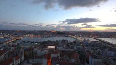 İstanbul 'da gece geniş açı