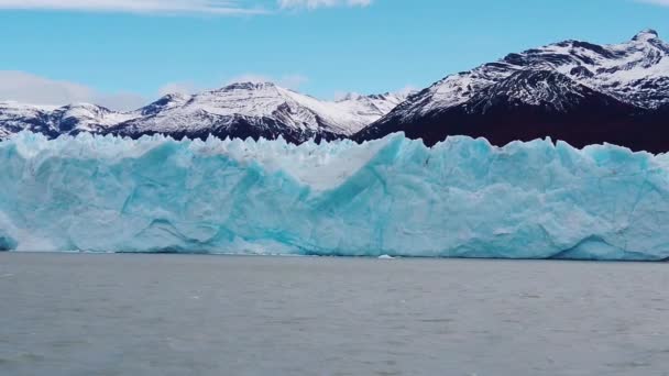 Grå sjö solnedgång, Blå glaciär Grå slow motion, Patagonien. — Stockvideo