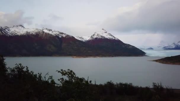 Szürke gleccser Patagónia, panorámás kilátás a Szürke-tóra, Patagónia, Chile — Stock videók
