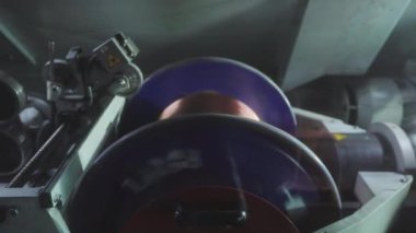 Kablo üretim süreci, kablo fabrikasındaki mekanizma.