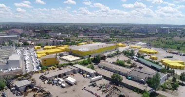 Modern fabrika hava manzarası, modern bir fabrikanın üzerinde. Modern bir fabrikanın dışı.