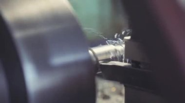 Torna, metal işleme, metal torna.