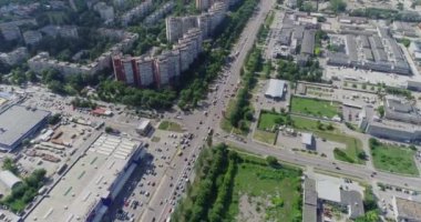 Zaman turları kesişme noktası üst görünümü. Çok sayıda arabalı kavşaklar. Kesişme üst görünümü meşgul.