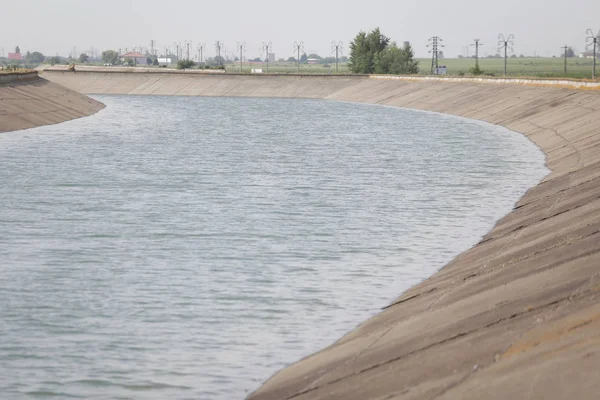 Canal Artificial Regadío Inundado Agua Los Aviones Del Este Rumanía — Foto de Stock