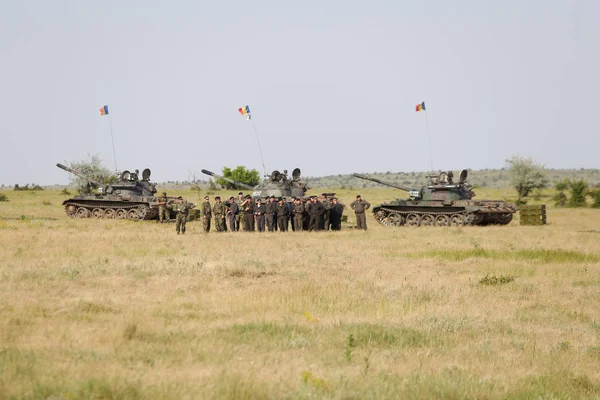 Babadag Roumanie Juin 2018 Des Soldats Roumains Près Chars Légers — Photo