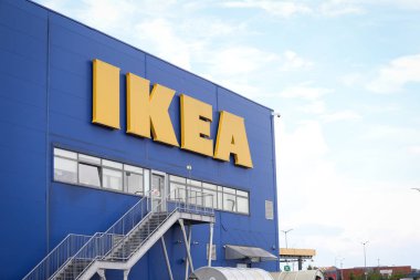 Bucharest, Romanya - 25 Temmuz 2018: İsveçli IKEA Mağazası'nın kuzeyinde 25 Temmuz tarihinde Bükreş.