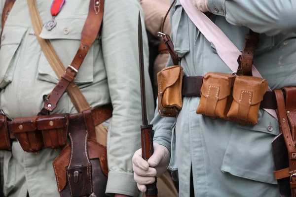 Dünya Savaşı ben onların ekipman ile Canlandırıcıları