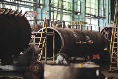 Kirli ve eski ama hala işleyen metal işleri, eski moda., 