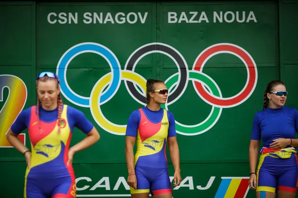 나고야 루마니아 2020 스포츠 기지에서 올림픽 열차를 루마니아의 선수들 — 스톡 사진