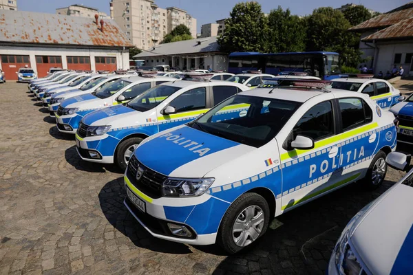 Bucareste Romênia Julho 2020 Polícia Romena Apresenta Novos Carros Dacia — Fotografia de Stock