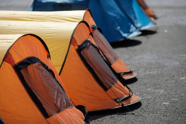 抗議中に舗装されたテント — ストック写真
