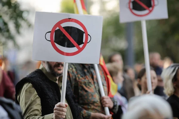 Boekarest Roemenië Oktober 2020 Mensen Tonen Gezichtsmaskers Met Spandoeken Tijdens — Stockfoto