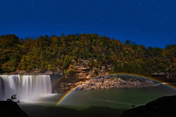 Moonbow Cumberland Falls State Park Kentucky — стоковое фото