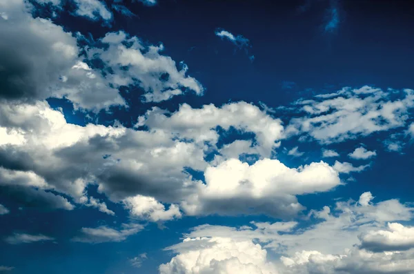 Şiddetli Hava Akımını Taşıyan Devasa Bulutlar Bir Araya Geldi — Stok fotoğraf