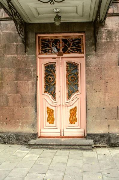 Old Milky Pink Double Doors Windows Covered Wrought Iron Bars — Stock Photo, Image