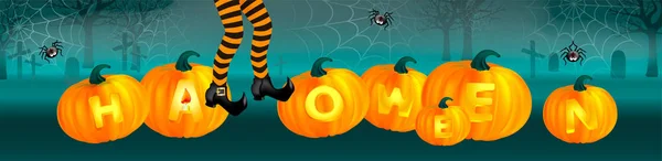 Abóboras laranja com texto de iluminação, pernas de bruxa com meias listradas em fundo verde escuro com teia de aranha e aranhas bonitos. Feliz banner horizontal de Halloween — Vetor de Stock