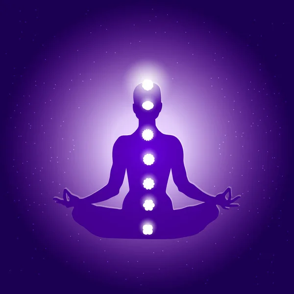 İnsan vücudunda yoga lotus asana ve koyu mavi mor yıldızlı arka plan üzerinde yedi çakralar sembolleri.