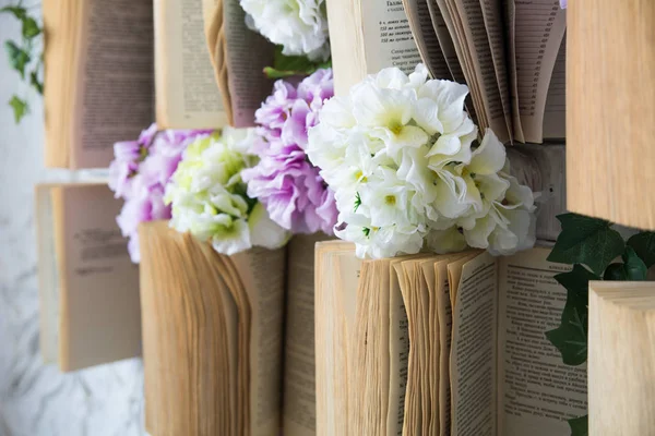 Background Opened Books Wall Flowers Artificial Purple White — Stock Photo, Image