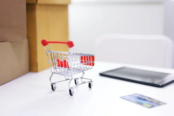 Shopping Cart Internet Online Shopping Commerce Online Delivery Service Concept — Stock Photo, Image