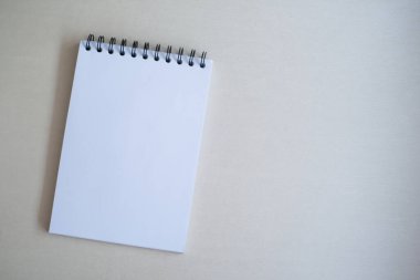 Ofis eğitimi konsepti için Not Defteri 'nin üst görünümü