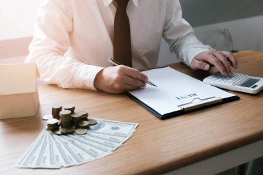 İş adamları, emlakçı danışman ve konut sigortası kavramı dışında emlakçıyla anlaşma yapıyor.