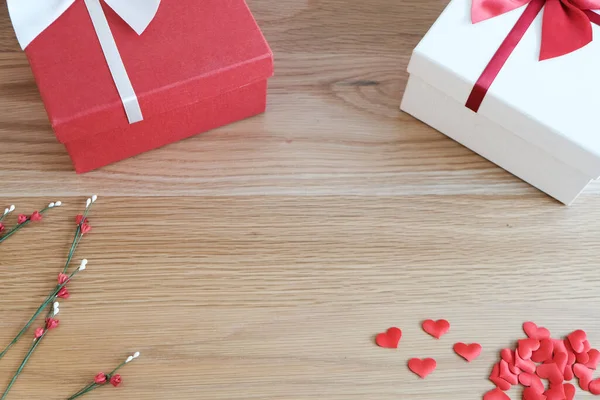 Valentijn Cadeau Geschenkdoos Rood Lint Voor Romantisch Koppel — Stockfoto