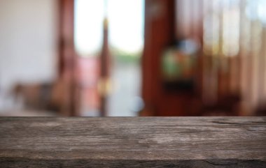 Görüntü Arkaplan Odasında Ahşap Masa Üstü içi boş kopya alanı ile 