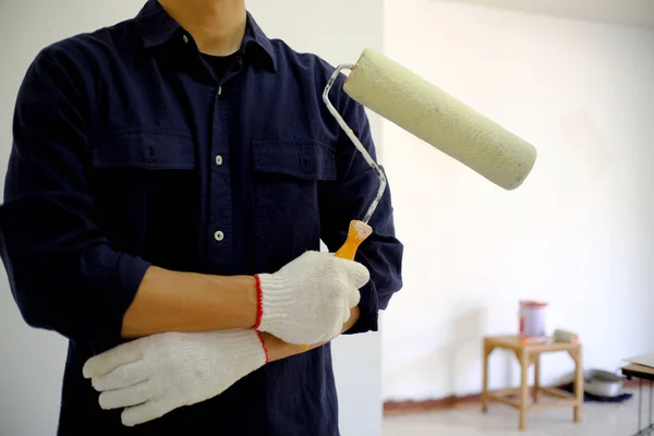 Room Painting Job Schilder Man Met Roller — Stockfoto