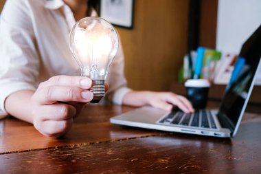 Yatırım için para biriktirme fikri Fikir ve yenilik