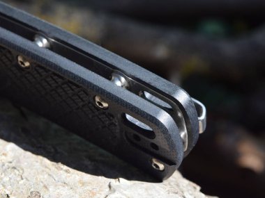 Katlanan bıçağın kuyruk kısmı