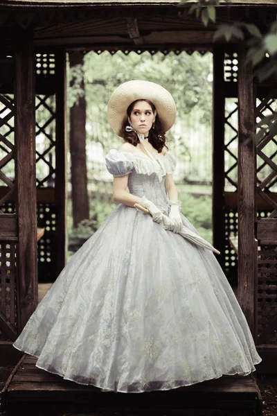 Menina Bonita Chapéu Vestido Histórico Luvas Com Guarda Chuva Suas — Fotografia de Stock