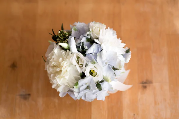 Diferentes Flores Una Caja Mesa Composición Redonda Hermoso Regalo —  Fotos de Stock