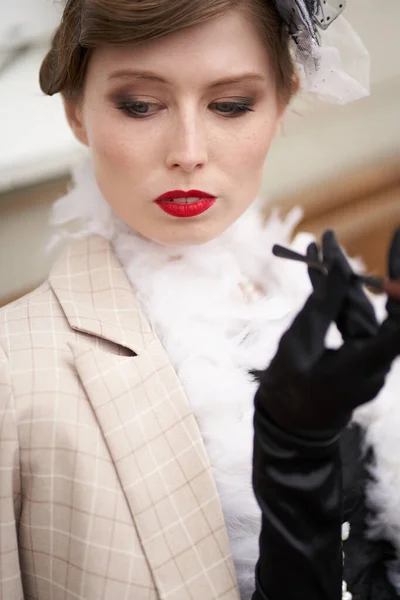 Portrait Beautiful Brunette Black Retro Hat White Jacket Sitting Looking — Stock Photo, Image