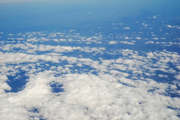 Cielo Nuvole Vista Vista Dalla Finestra Dell Aereo — Foto Stock