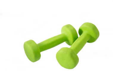 Beyaz arka planda küçük yeşil fitness halterleri