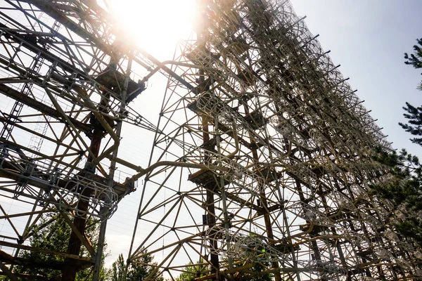 Antiguo sistema de radar militar Duga en la Zona de Exclusión de Chernobyl, Ucrania — Foto de Stock