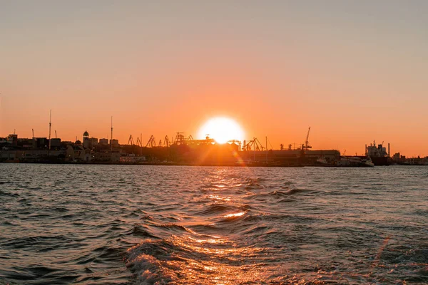 Sea Silhouette Tallinn Fire Sea Sunset — Stock Photo, Image