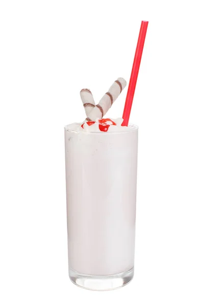 Milkshake słomą wafel na białym tle biały — Zdjęcie stockowe