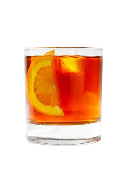 Enfärgade Transparent Cocktail Uppfriskande Ett Lågt Glas Med Strålande Isbitar — Stockfoto