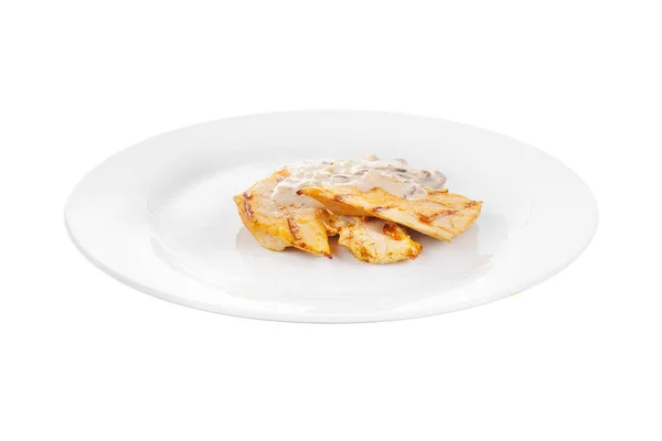 Filet z mięsa z sosem grzybowym na białym tle biały — Zdjęcie stockowe