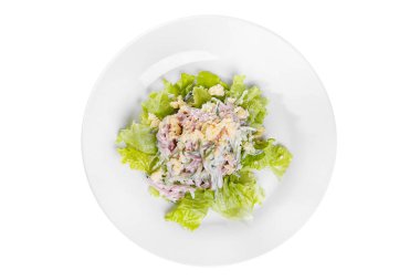 İzole salatası jambon ve salatalık beyaz