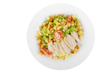 Sezar Salata tavuk plaka beyaz izole