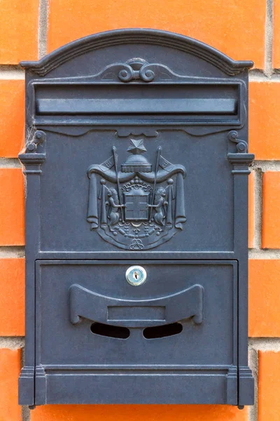 Een Mooie Brievenbus Hangt Wachten Kranten Percelen Brieven Van Vrienden — Stockfoto