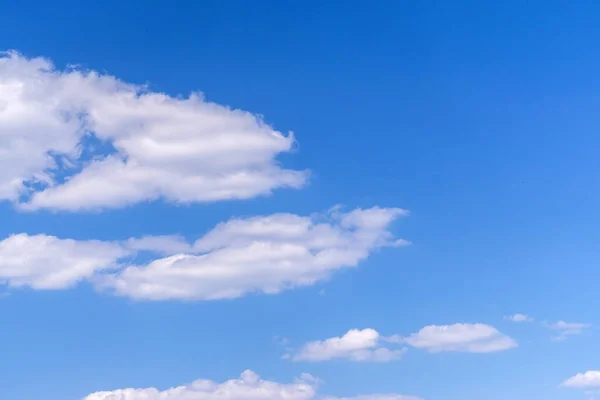 White clouds on blue sky background abstraction texture — Stock Photo, Image