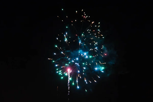 Fuochi d'artificio è il concetto di festa — Foto Stock