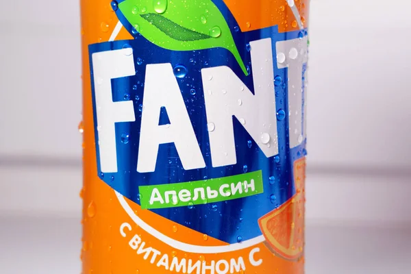 Tyumen Ryssland Maj 2020 Närbild Läsk Fanta Logotyp Närbild Makro — Stockfoto