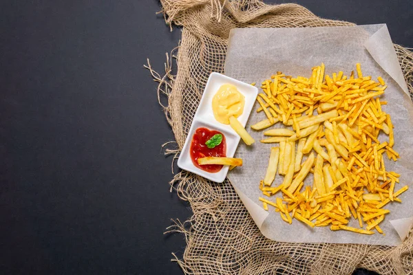 Papas Fritas Fondo Alimentos Poco Saludables Vista Superior Sobre Fondo — Foto de Stock