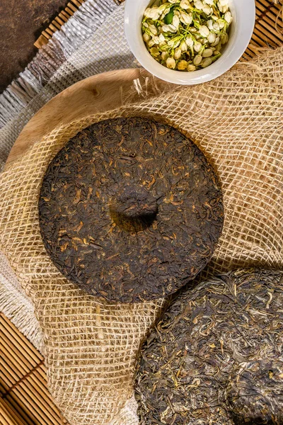 Традиционный Китайский Чай Пуэрх Упаковке Китайцы Высушат Чай Вид Сверху — стоковое фото