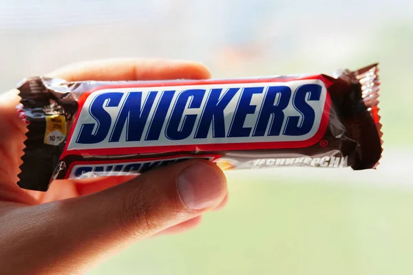 Tyumen Rusland Juni 2020 Snickers Chocoladereep Snickers Een Chocoladereep Van — Stockfoto